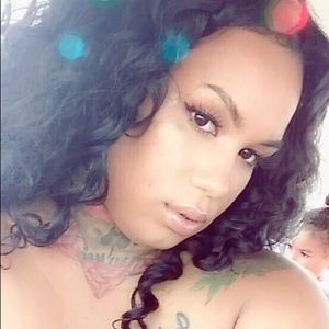 Meet your Posher, Ciana